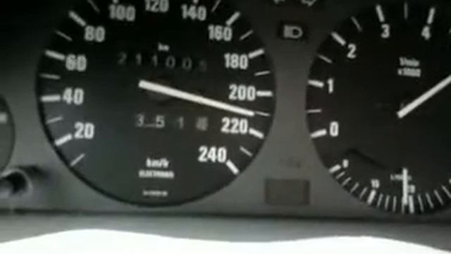 algerie BMW 320i E30 phase 2 stock top speed 212 km/h смотреть онлайн
