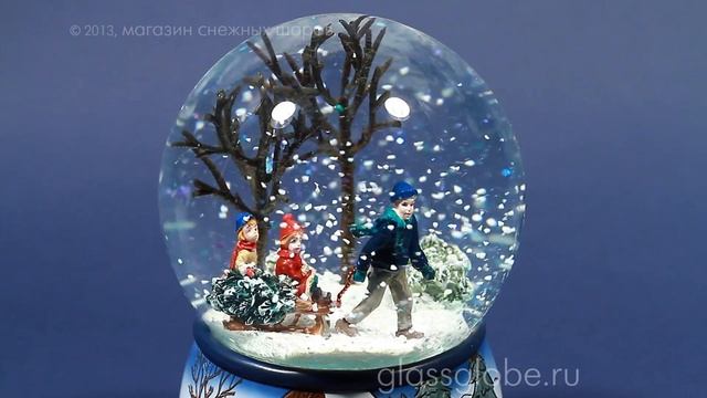 Снежный шар "Дети с санками" смотреть онлайн