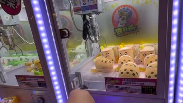 MINI BUBBLE TEA 🧋 , SLIME [ ENG SUB ] TAIWAN CLAW MACHINE , 夾娃娃 смотреть онлайн