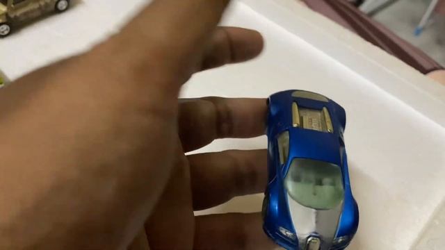 Hotwheels Bugatti Veyron (Satin Blue)