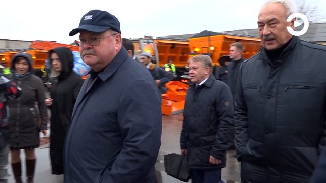 Для уборки улиц зимой в Пензе закупили новую технику смотреть онлайн