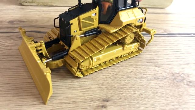 Гусеничный бульдозер Caterpillar D5 LGP VPAT