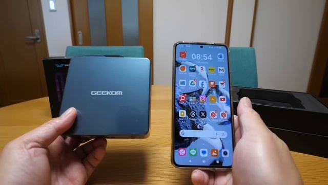 手のひらサイズのハイエンドミニPC 第13世代Core i9搭載 GEEKOM Mini IT13開封【提供 GEEKOM】 смотреть онлайн