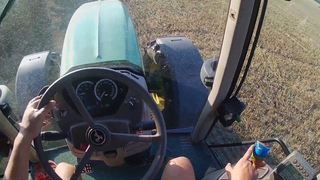 DenNaVsi #6 Po žňové práce 2020 | Podmítání |John Deere 6930 Premium | Můj noví traktor ?! смотреть онлайн