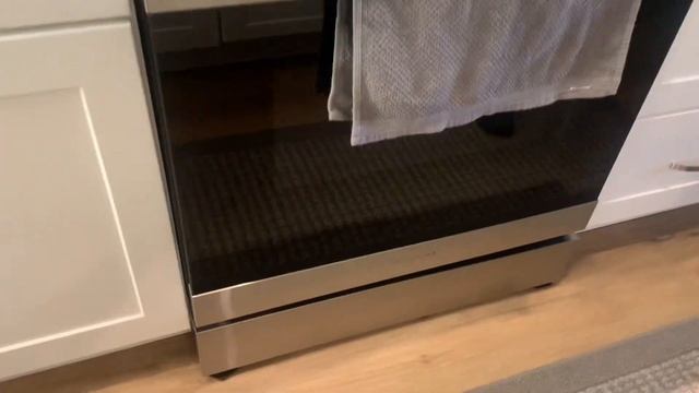 Samsung NE63A6511SS 6.3 Cu. Ft. Stainless Smart Oven Review смотреть онлайн