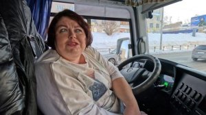 Женщина - водитель автобуса. Соликамск ТВ.