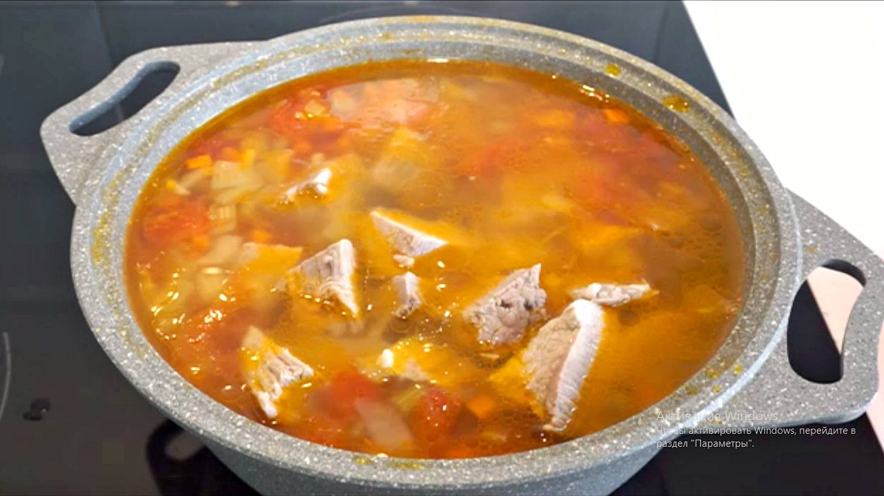 ХОТЬ КАЖДЫЙ ДЕНЬ ПОДАВАЙТЕ СУП С МЯСОМ И ОВОЩАМИ смотреть онлайн