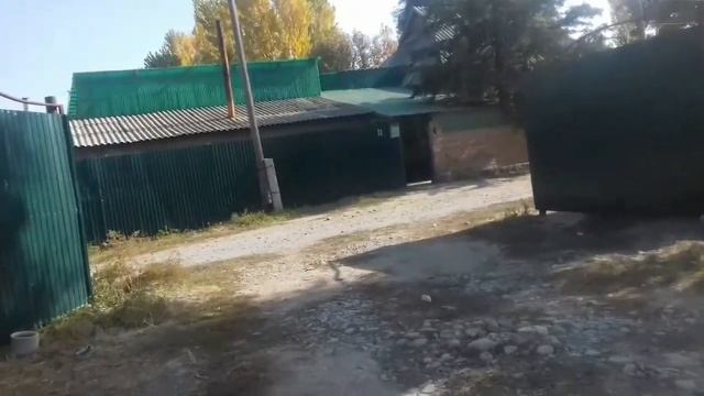 выезжают пахать поля смотреть онлайн