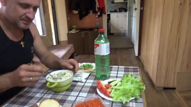 Завтрак, обед на работу, субботнее утро, Шаповаловы влог смотреть онлайн