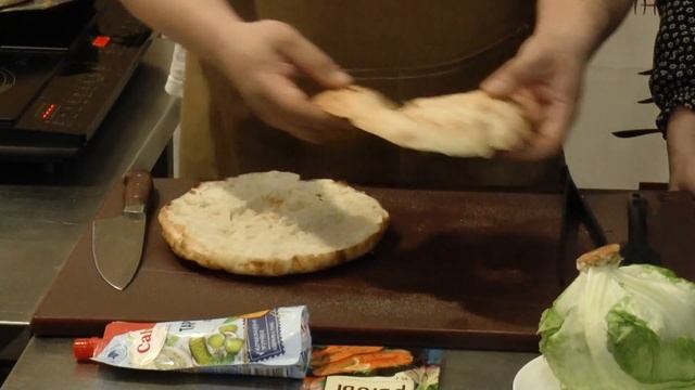 ПОЕДИМ. Балык экмек.