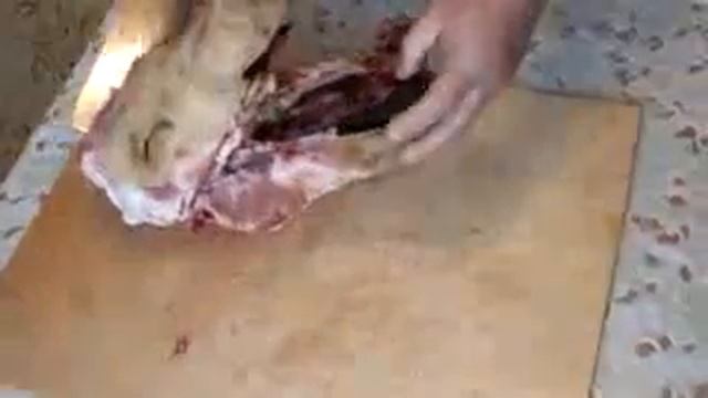 разделка свиной головы смотреть онлайн