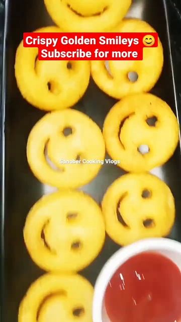 Smileys Fry 😊 #shorts #short #food  #smileyrecipe  #smiley #fries #potato #potatorecipe