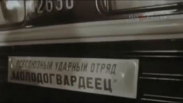 Под знаменем Родины. Великому Октябрю посвящается смотреть онлайн