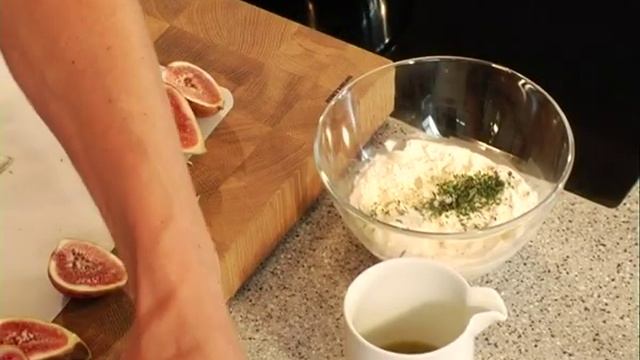 Gratinierte Feigen mit Ricotta und Pinienkernen #chefkoch смотреть онлайн