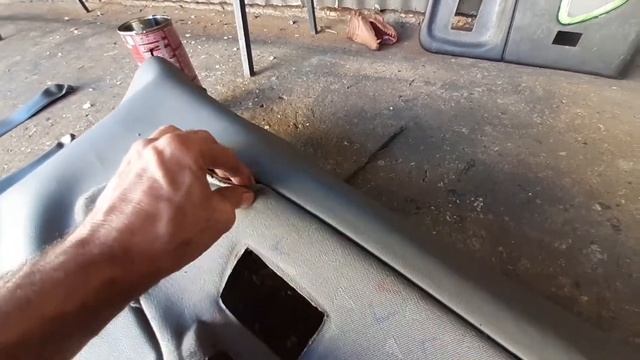 Como forrar tampão de porta traseiro Santana 2001 dica top confira смотреть онлайн