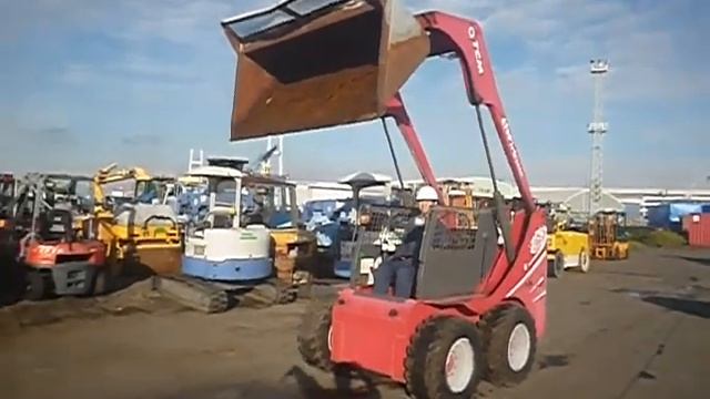 TCM Skid Steering Loader 711-2 | F.Uchiyama & Co.,Ltd. смотреть онлайн