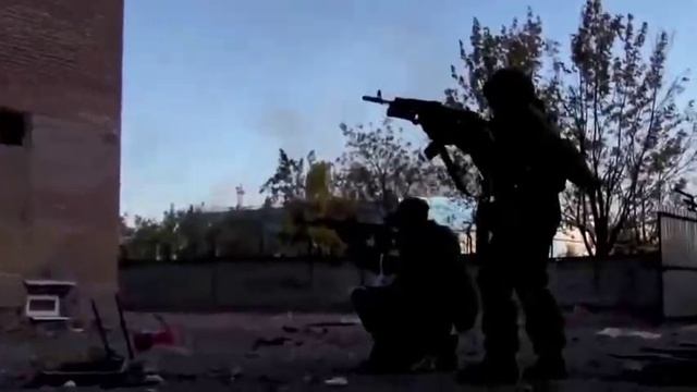 Танцуй Россия и плачь Европа (версия ополченцев Донбасса). смотреть онлайн