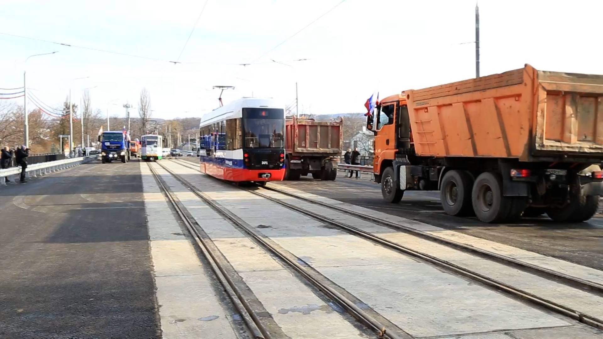 ОТКРЫТИЕ МОСТА ЧЕРЕЗ РЕКУ ПОДКУМОК В ПЯТИГОРСКЕ смотреть онлайн