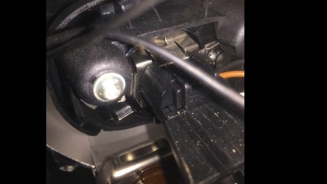 How to change the High beam H7 Globe bulb in 5 Series BMW Headlight e60 e61 смотреть онлайн