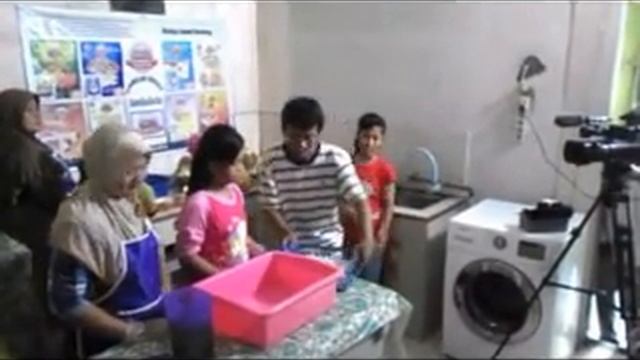 Jasmine dkk syuting laptop siunyil sdn 05 srondol смотреть онлайн