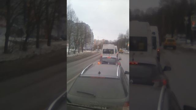 Как в Смоленске не дают работать частники МУП 1308 смотреть онлайн