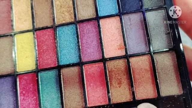Eyeshadow Palette Under 300 ||Glam21 51 Colour Eyeshadow Palette Honest Review|| Shama's corner смотреть онлайн