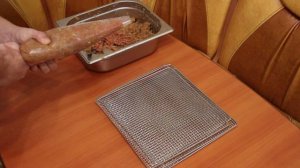 Колбаски (Пивчики) в дегидраторе! Нет вкуснее закуски к пиву.