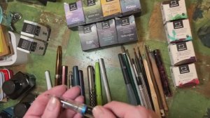 Чернила Малевич! Часть 1. Выкраски и тесты.