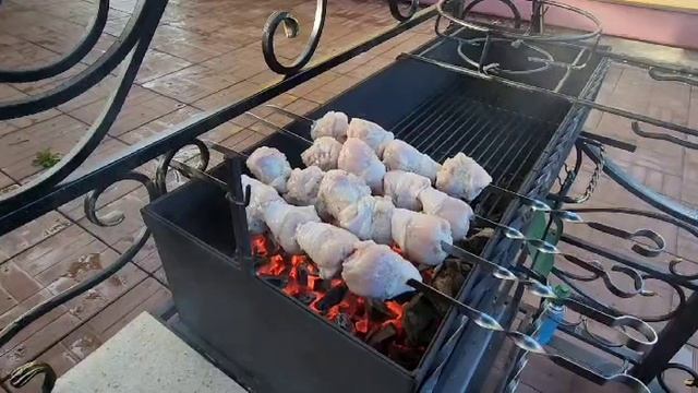 Мангал с крышей Россия от Mangal-ask.mp4
