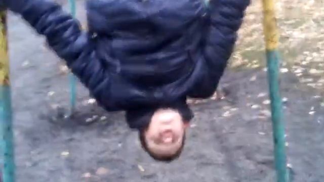 В носу слюна. Смотреть всем РЖАЧ смотреть онлайн