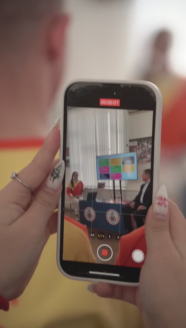 Игорь Алексеев пообщался с участниками ВФМ смотреть онлайн