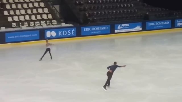Volosozhar/Trankov (RUS) - SP Practice (with music problem); 2015 Trophee Eric Bompard; 13-11-15 смотреть онлайн