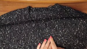 Что сейчас вяжу/ Джемпер из шишибриков с пайетками/ Палантин из вискозы