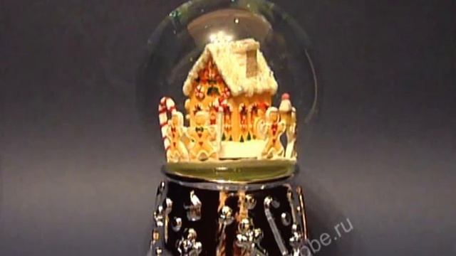 Снежный шар "Пряничный домик" / Glassglobe.ru / смотреть онлайн