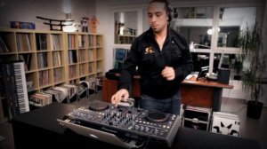 Pioneer DDJ-T1 - Идеальный контроллер для NI Traktor [RUS]