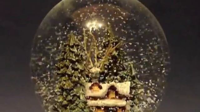 Шар со снегом "Сторожка" / Glassglobe.ru / смотреть онлайн