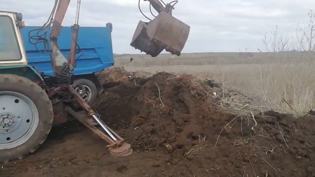 Юмз грейферный. Погрузка навоза. смотреть онлайн