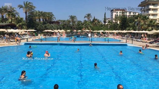 Немного о бассейнах отеля MC Arancia Resort Hotel.