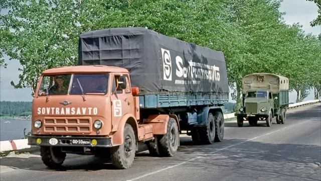 Почему в СССР шоферы ЗИЛ хотели пересесть на Колхиды и МАЗы? смотреть онлайн