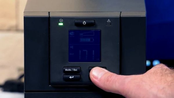 APC Smart UPS On line SRC1KI