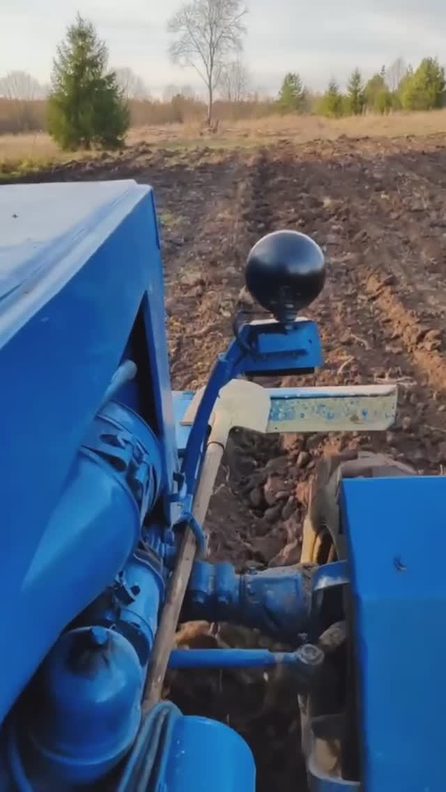 Т40 Осенняя вспашка смотреть онлайн