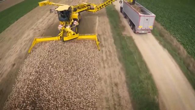 Самая большая сельхозтехника в мире. Мощная техника. Сельскохозяйственная техника. смотреть онлайн