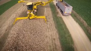 Самая большая сельхозтехника в мире. Мощная техника. Сельскохозяйственная техника.