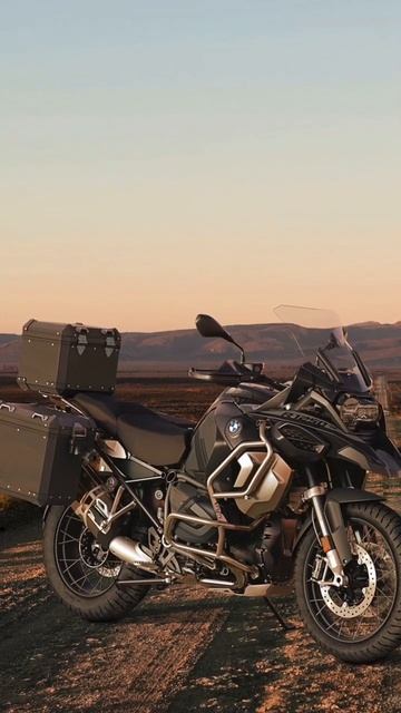 BMW R 1250 GS смотреть онлайн