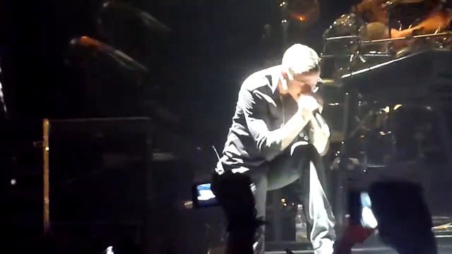 Linkin Park - Faint (Live) featuring Aman Matharu 11.11.10 London O2 Arena смотреть онлайн