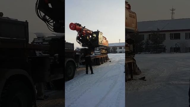 погрузка на трал МКЭ-12С