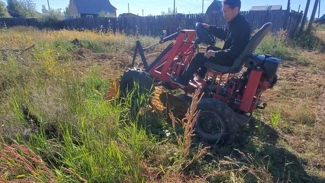 самодельный сертифицированый мини трактор "Батрак" смотреть онлайн