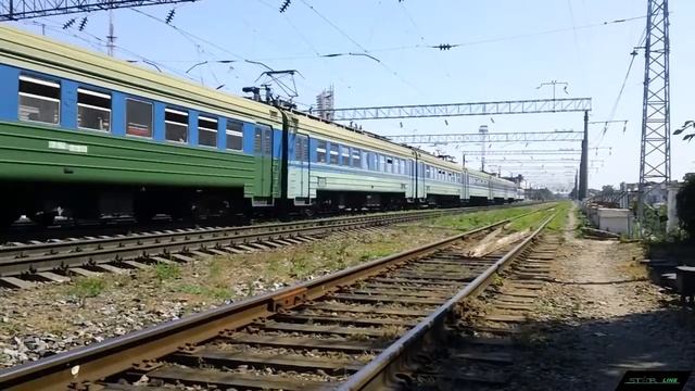 "Одновременное прибытие двух поездов" смотреть онлайн