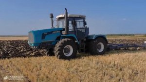 БТЗ-243 с плугом пну 6-35