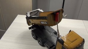 Самосвал Huina 1573 10 каналов радиоуправления - огромная игрушка
